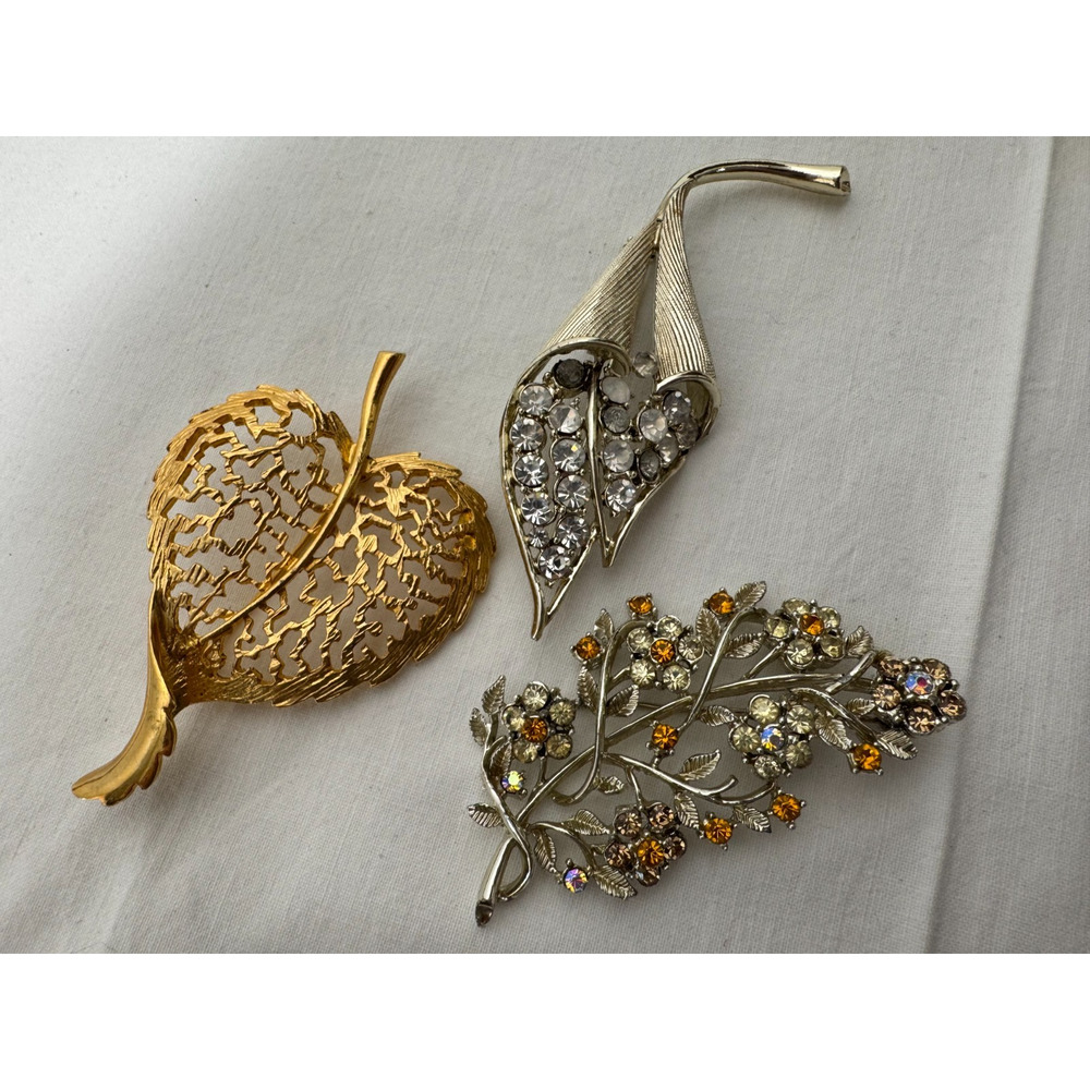 Vintage Estate Brooches Brooch Pin Lot 15 Some Coro Signed Floral Enamel Metal + - Picture 5 of 8